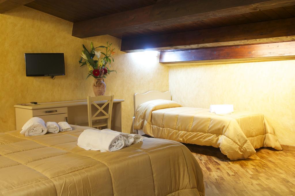 Bivongi Borgo Della Longevita B&B 외부 사진